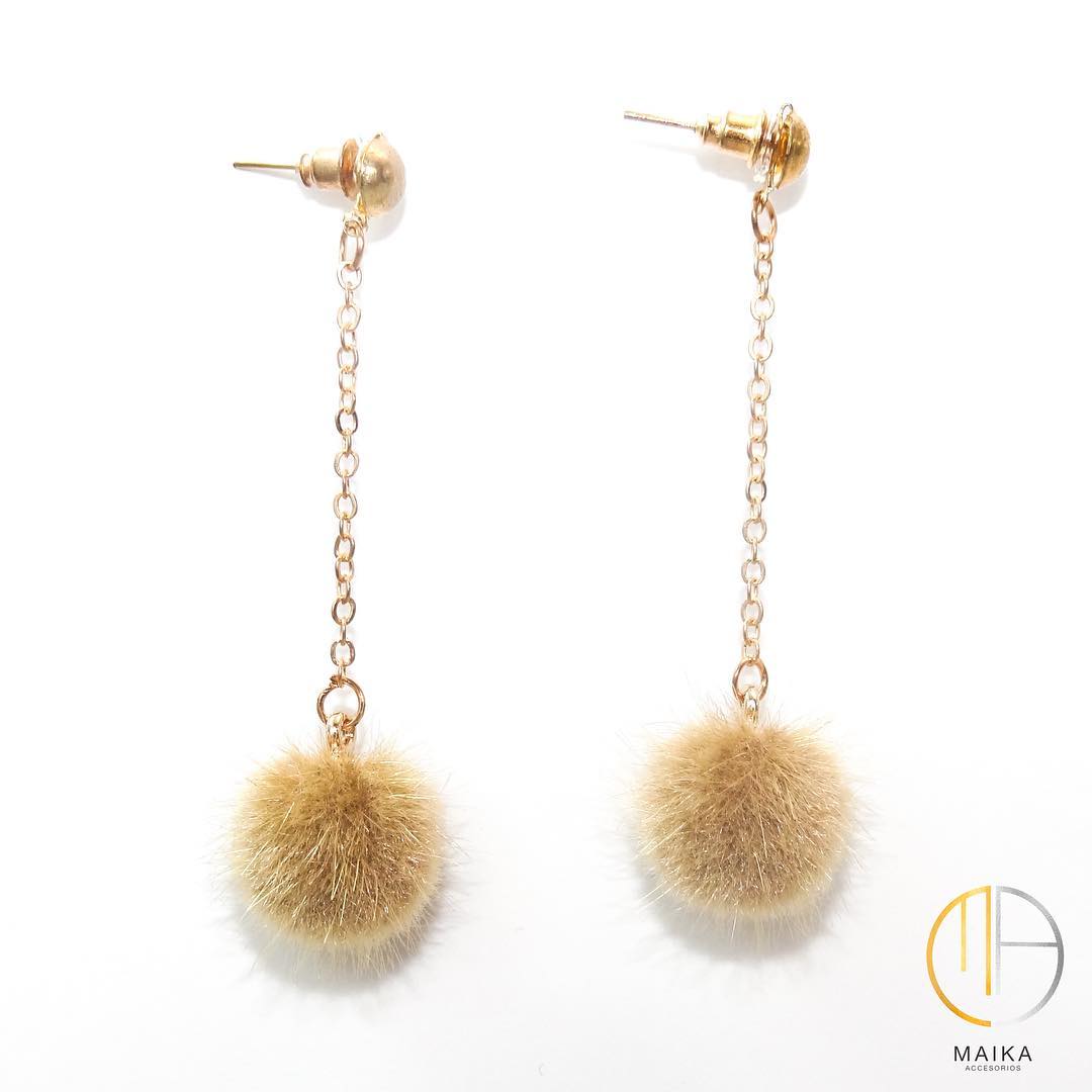 Aretes Fluffy Brown