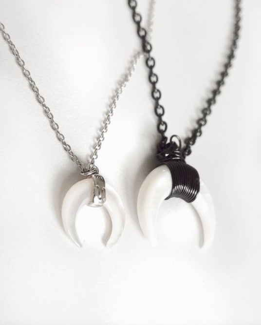 Collar Crescent Moon Custom